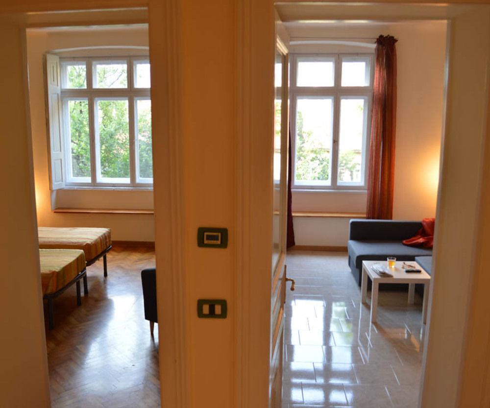 Casa Vacanze All'Angolo Τεργέστη Εξωτερικό φωτογραφία