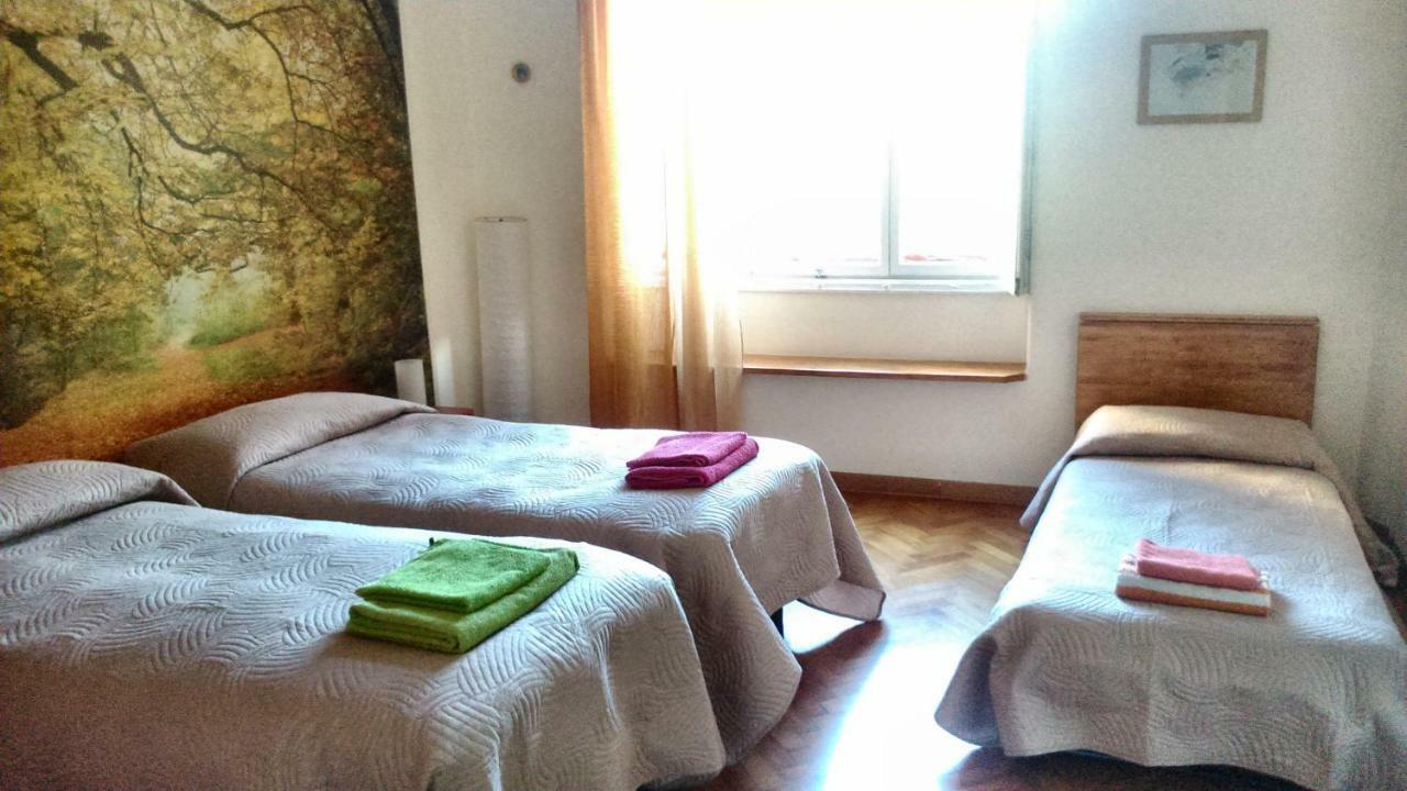 Casa Vacanze All'Angolo Τεργέστη Εξωτερικό φωτογραφία