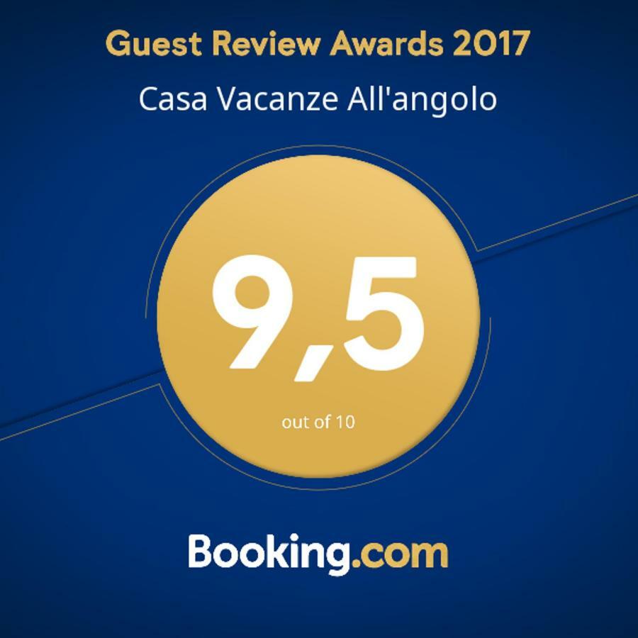 Casa Vacanze All'Angolo Τεργέστη Εξωτερικό φωτογραφία